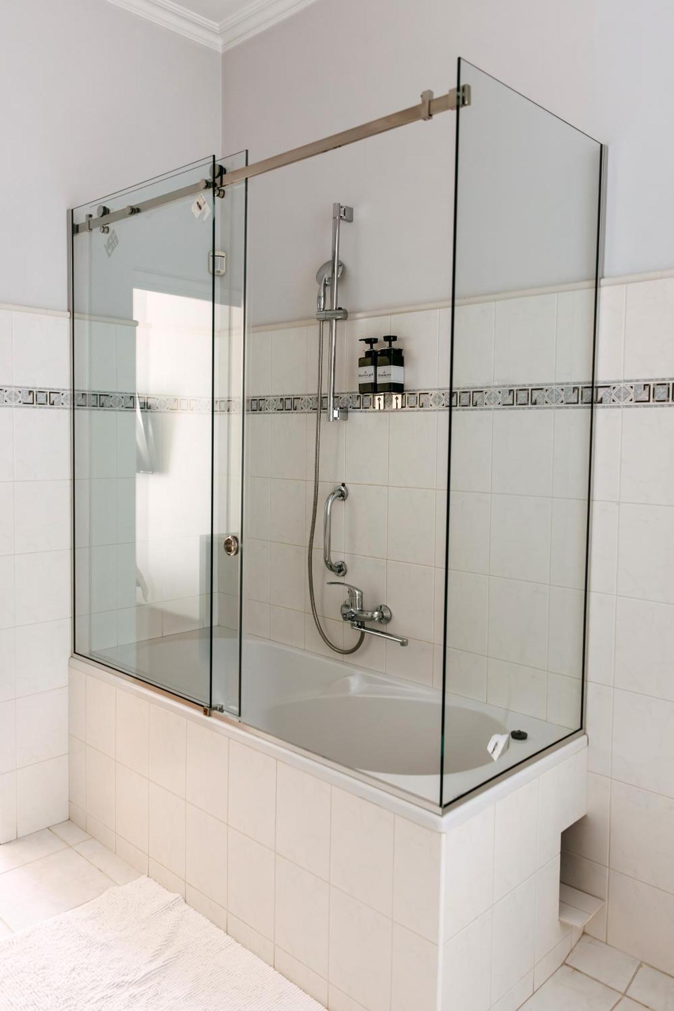 Summit Villa キシナウ エクステリア 写真