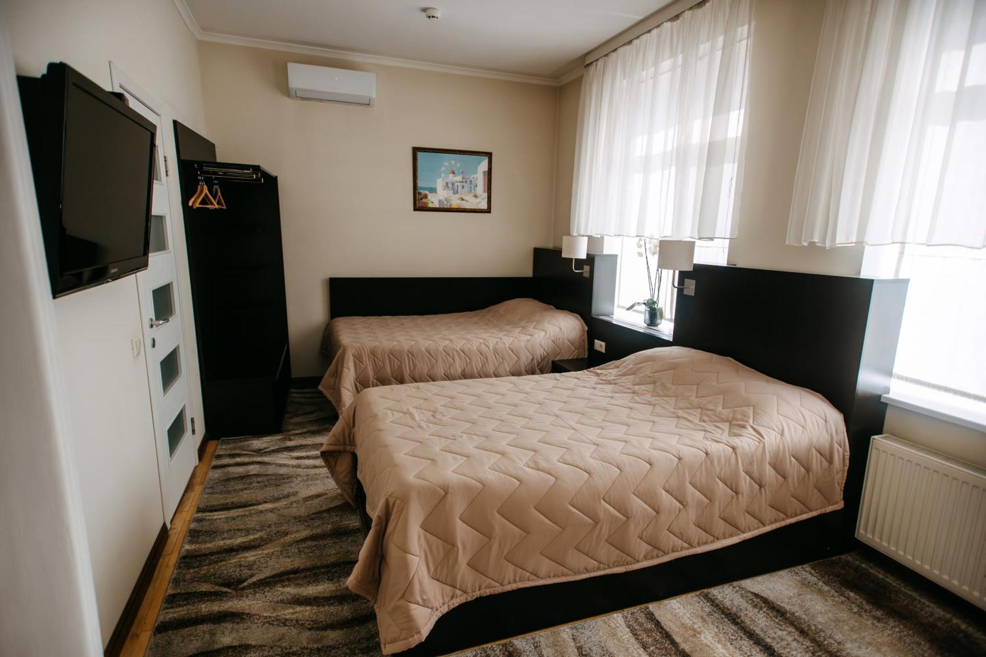 Summit Villa キシナウ エクステリア 写真